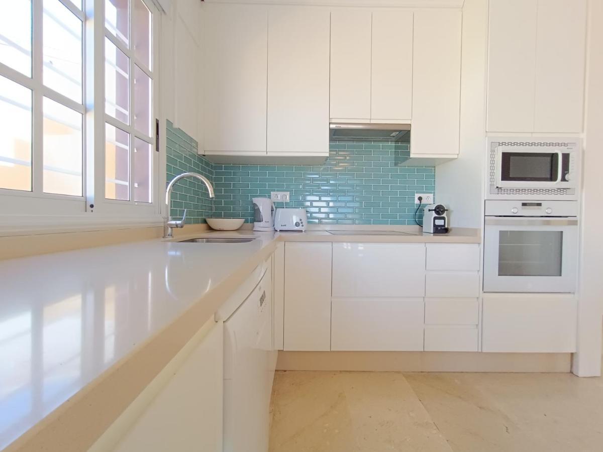 Charming & Sunny Apartment With Ocean View Адехе Екстериор снимка