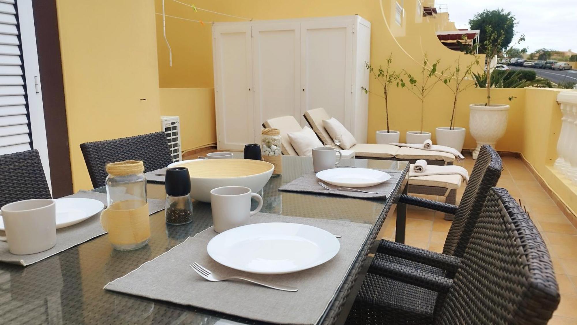 Charming & Sunny Apartment With Ocean View Адехе Екстериор снимка
