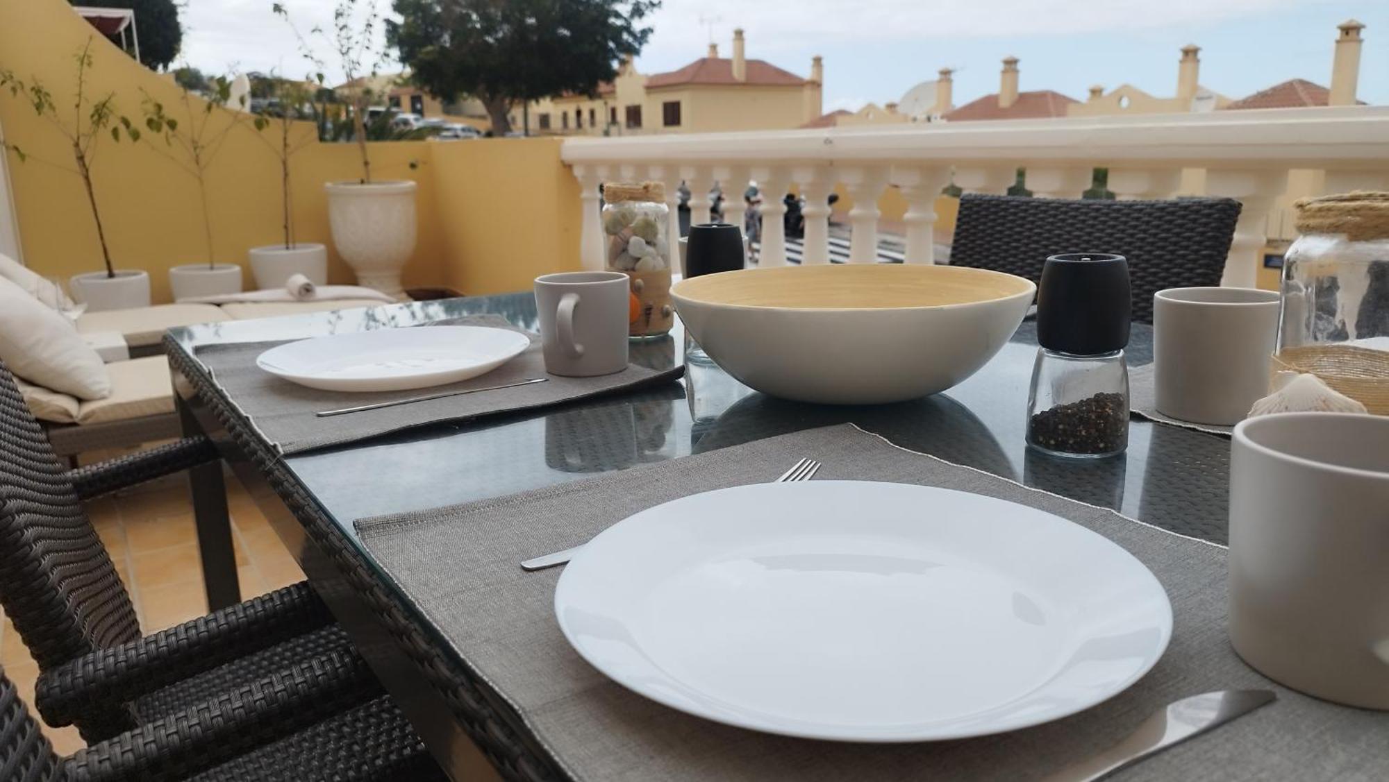 Charming & Sunny Apartment With Ocean View Адехе Екстериор снимка